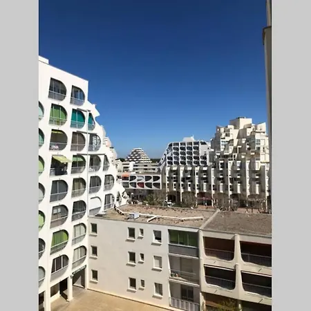 Climatise Avec Superbe Vue Port *