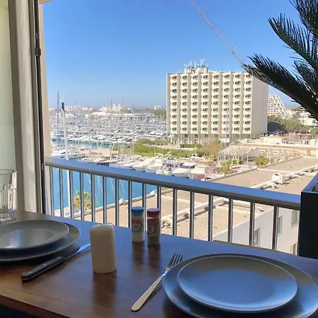 Climatise Avec Superbe Vue Port La Grande Motte