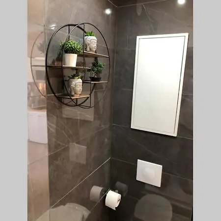 Apartment Vue Et Port, Refait A Neuf Pour Vous ! Climatise *